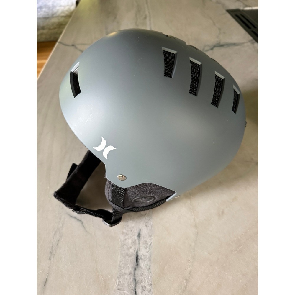 Hurley Revolt Ski Snowboard Helmet Grey Unisex Adult Medium 55-58cm
